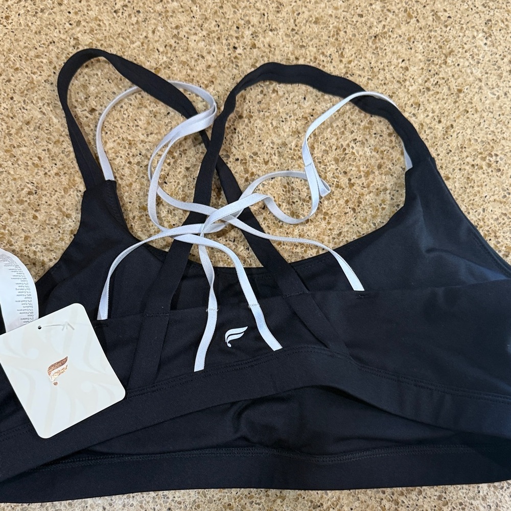 NWT Fabletics Dual Strap Black Sports Bra - Picture 3 of 5